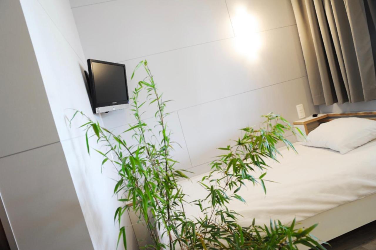 Totalenergies Frit Autentic Motel Habay-la-Neuve